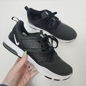 Nike Air Bella TR Black Sneakers 7.5